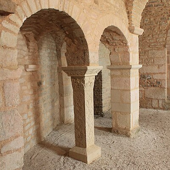 Photo de Abbaye Saint-Pierre de Flavigny-sur-Ozerain