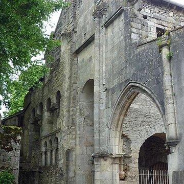 Abbaye Saint-Pierre de Flavigny-sur-Ozerain