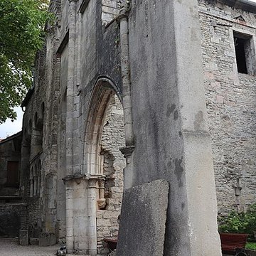 Abbaye Saint-Pierre de Flavigny-sur-Ozerain