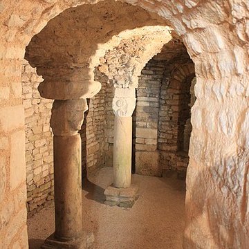 Abbaye Saint-Pierre de Flavigny-sur-Ozerain