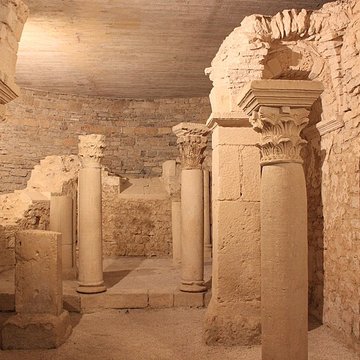Abbaye Saint-Pierre de Flavigny-sur-Ozerain