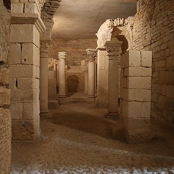 Abbaye Saint-Pierre de Flavigny-sur-Ozerain