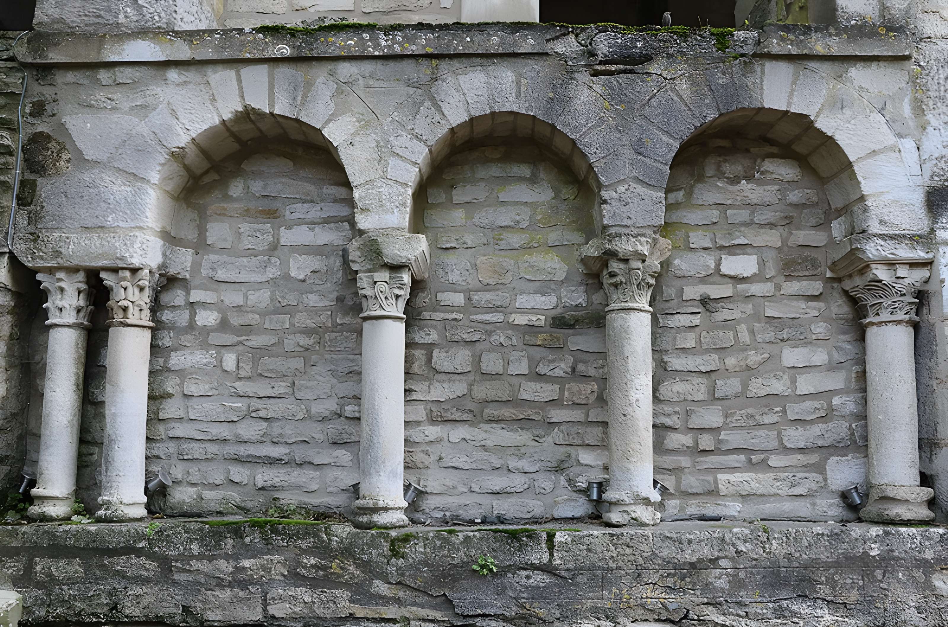 Abbaye Saint-Pierre de Flavigny-sur-Ozerain