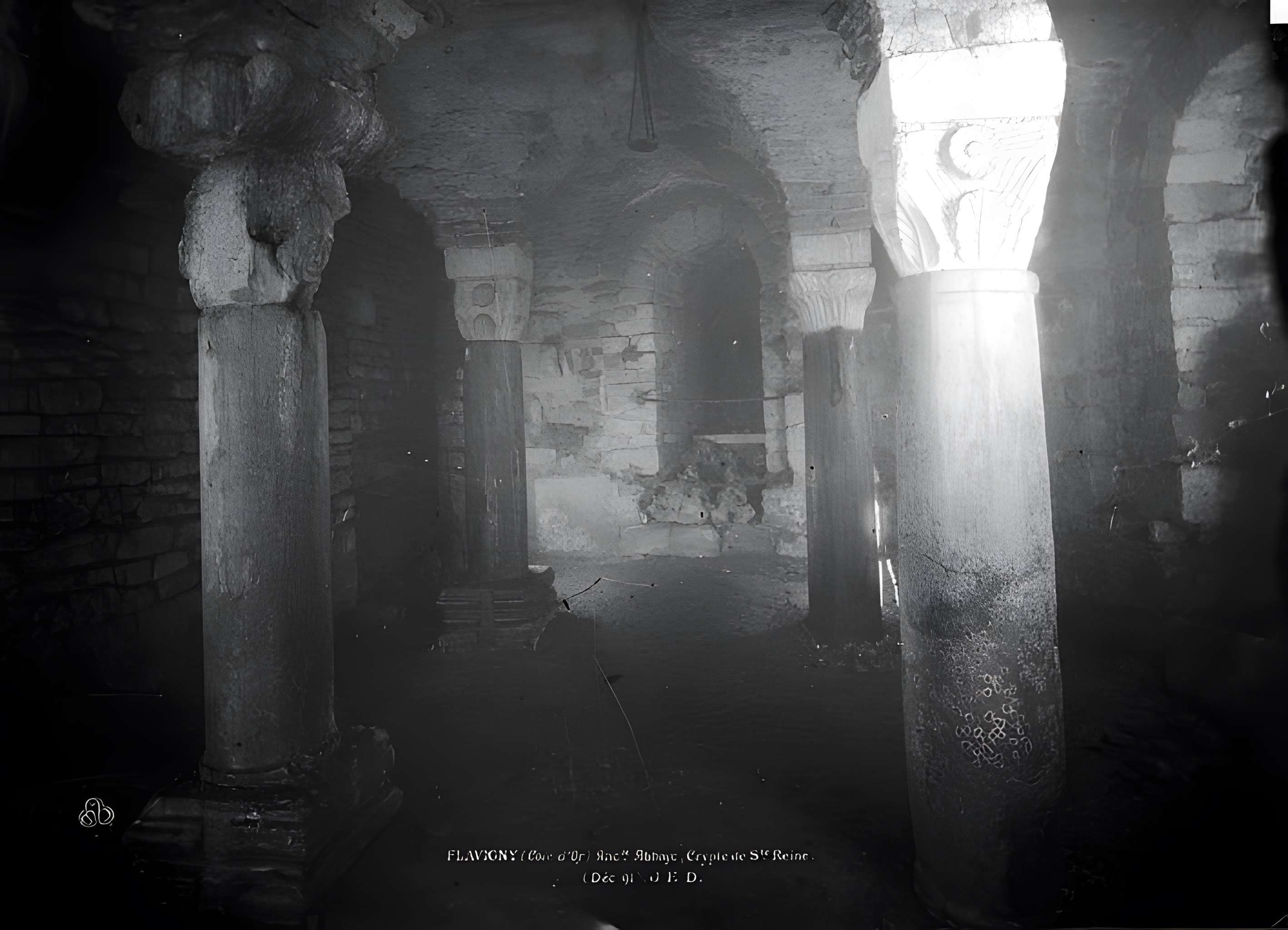 Abbaye Saint-Pierre de Flavigny-sur-Ozerain