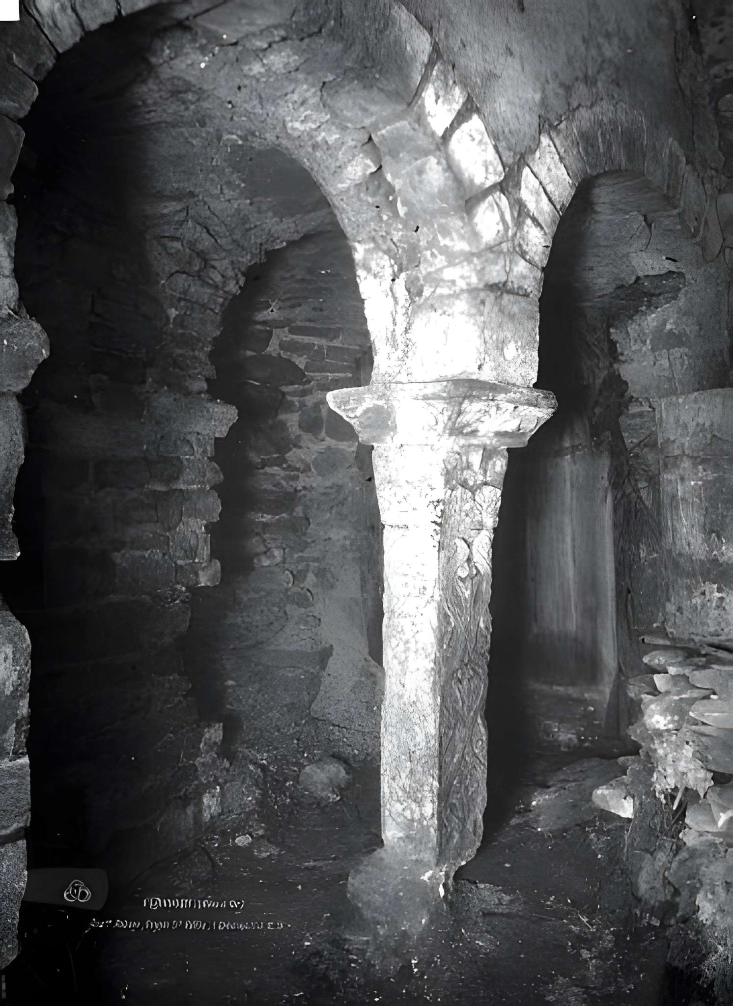 Abbaye Saint-Pierre de Flavigny-sur-Ozerain