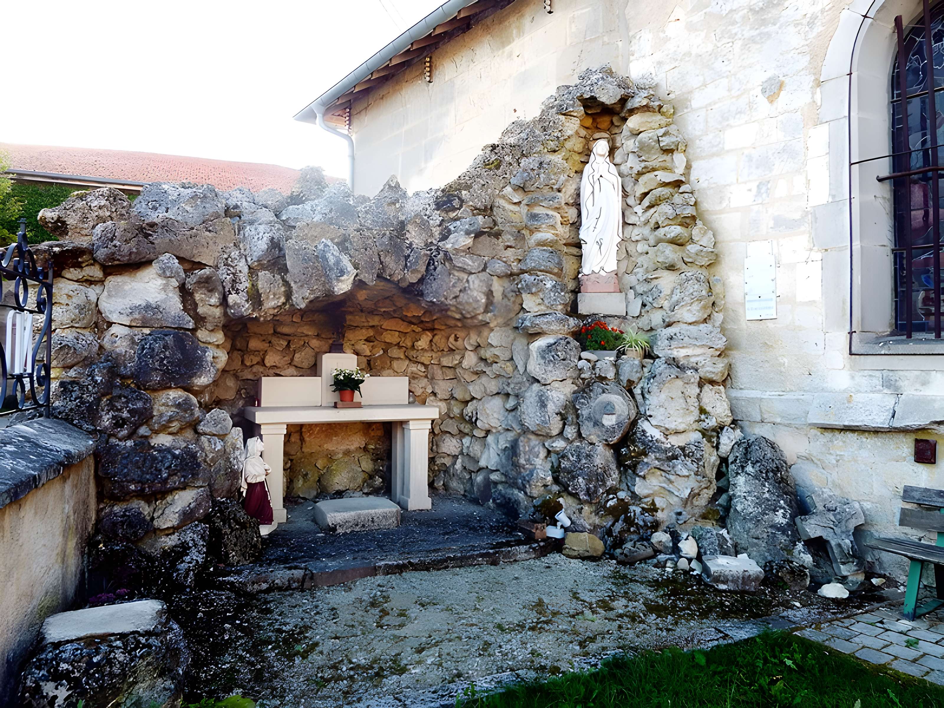 Église Saint-Laurent de Troussey