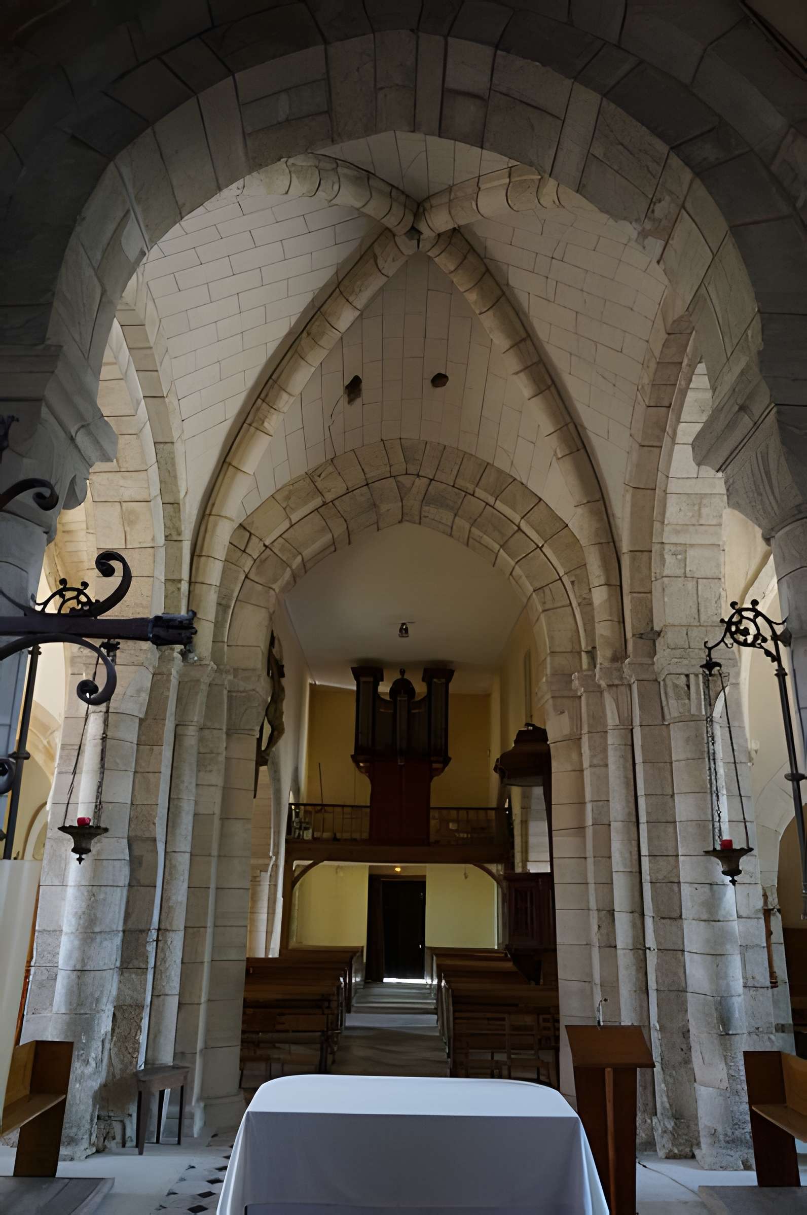 Église Saint-Laurent de Vraux