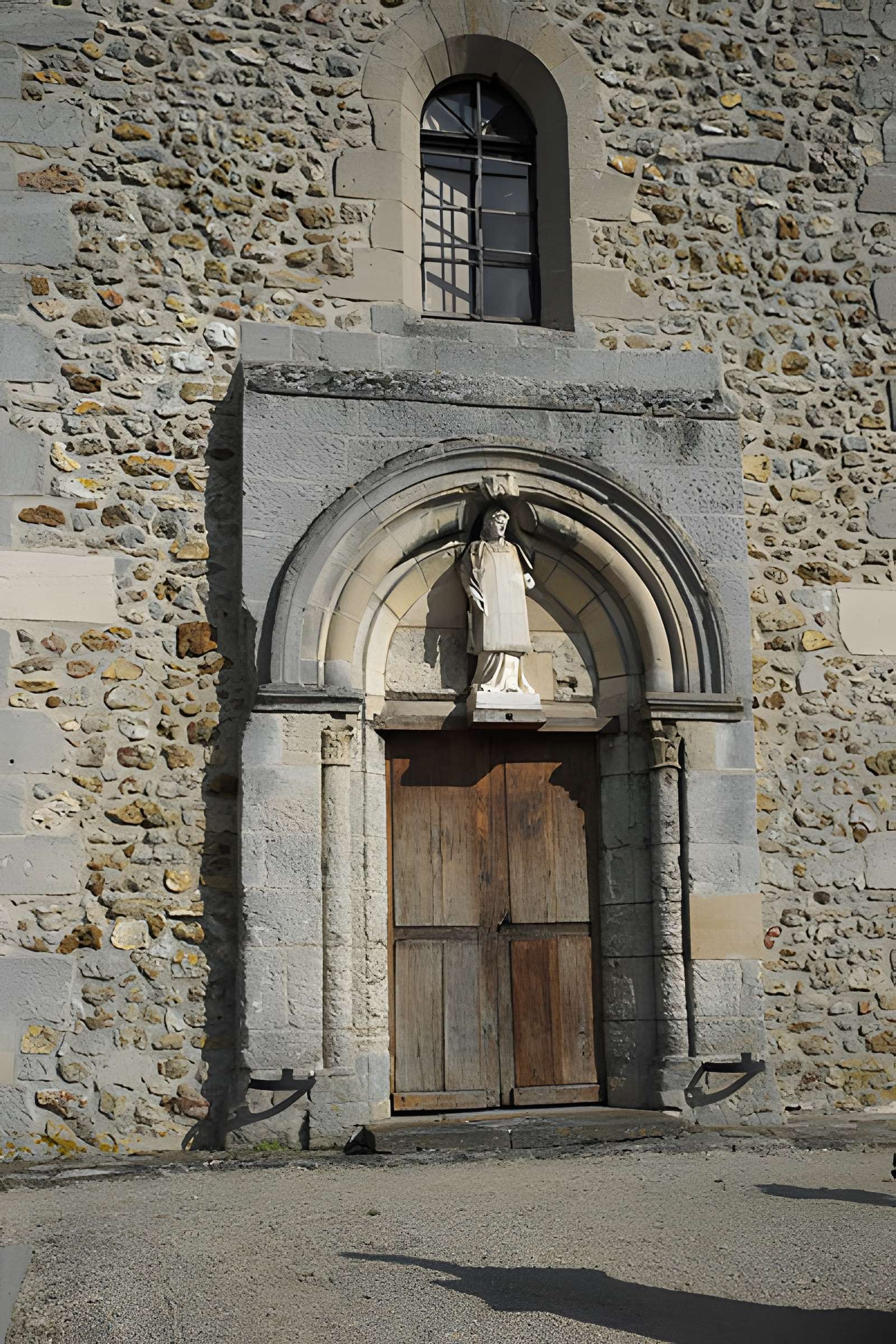 Église Saint-Laurent de Vraux