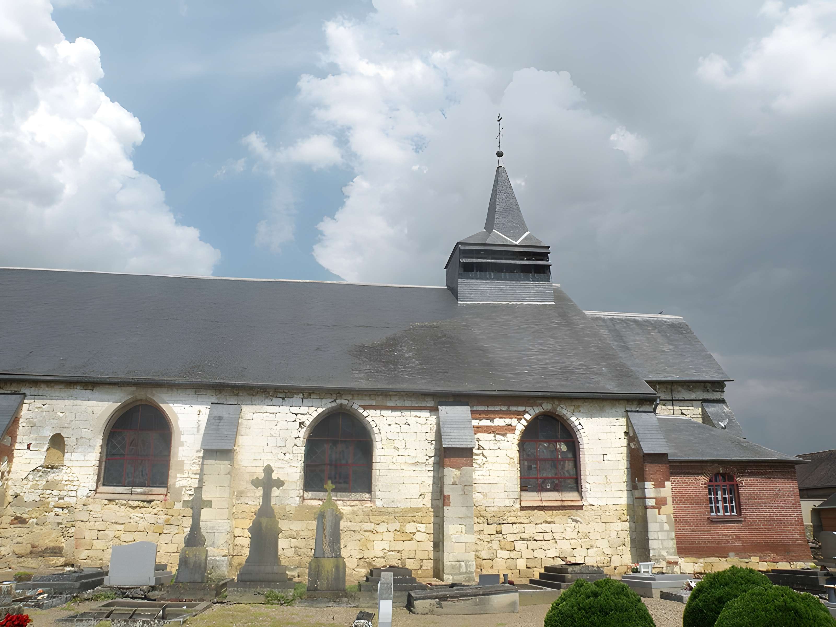 Église Saint-Laurent du Fay-Saint-Quentin