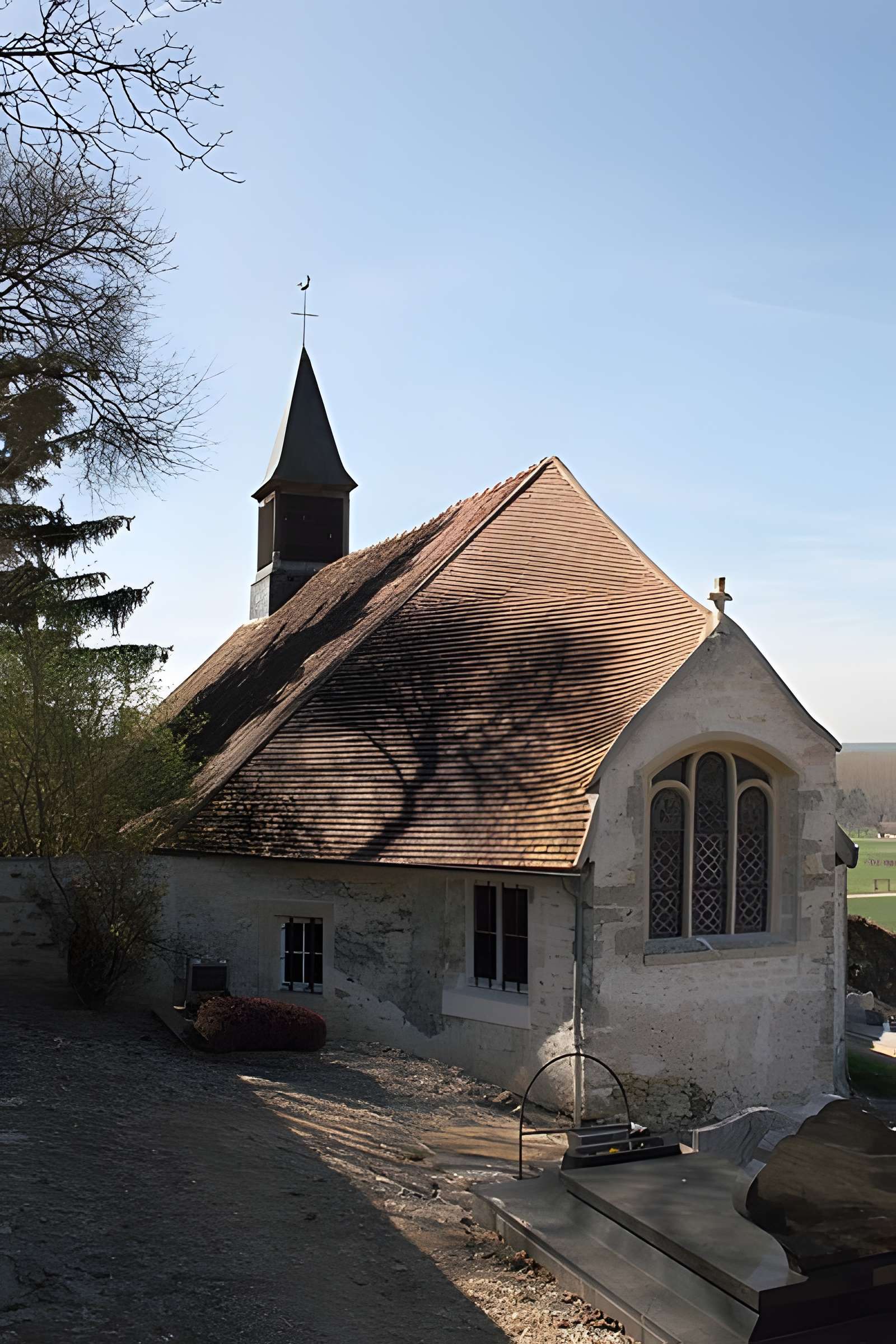 Église Saint-Léger d'Amenucourt