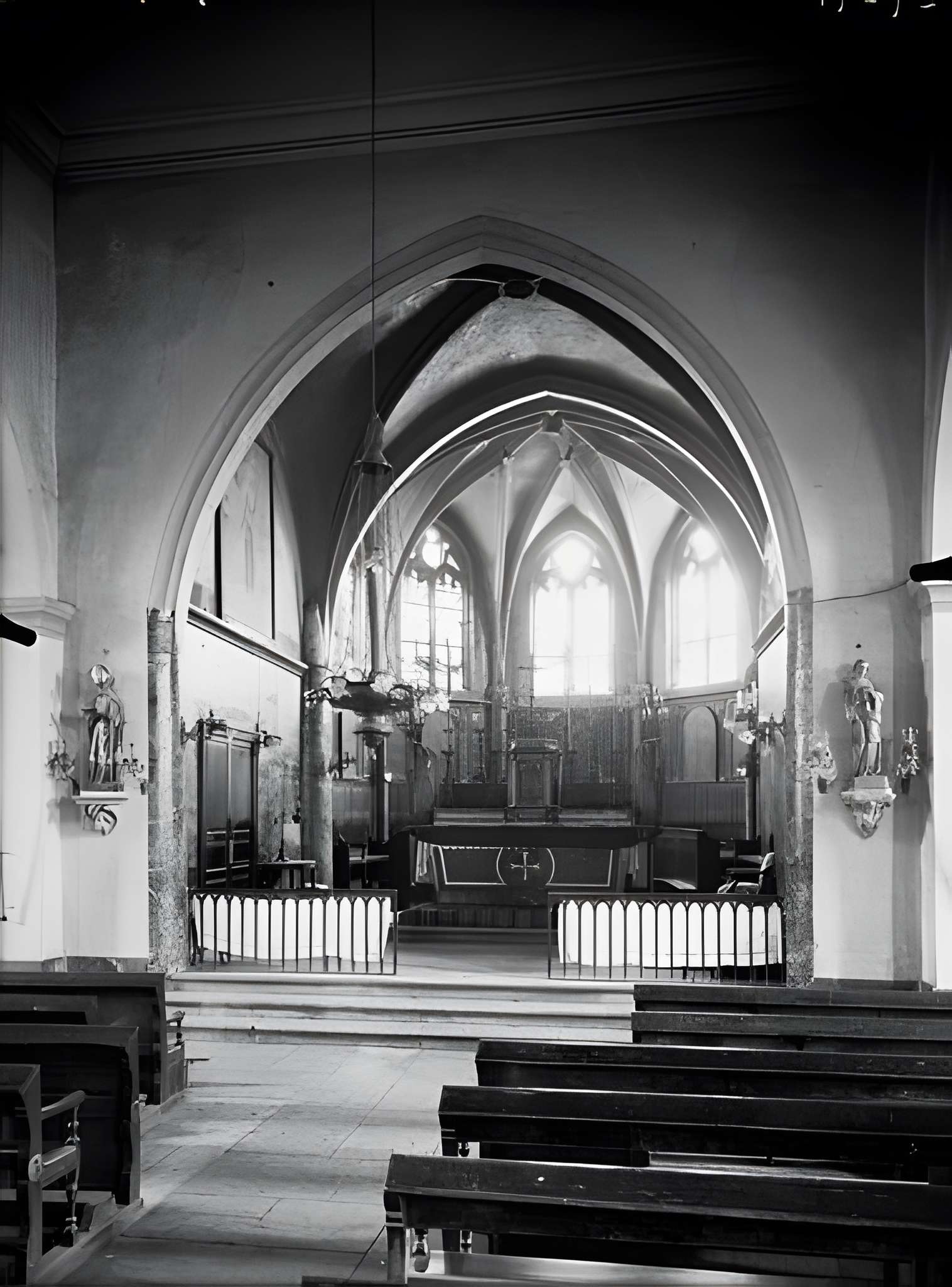 Église Saint-Léger de Custines