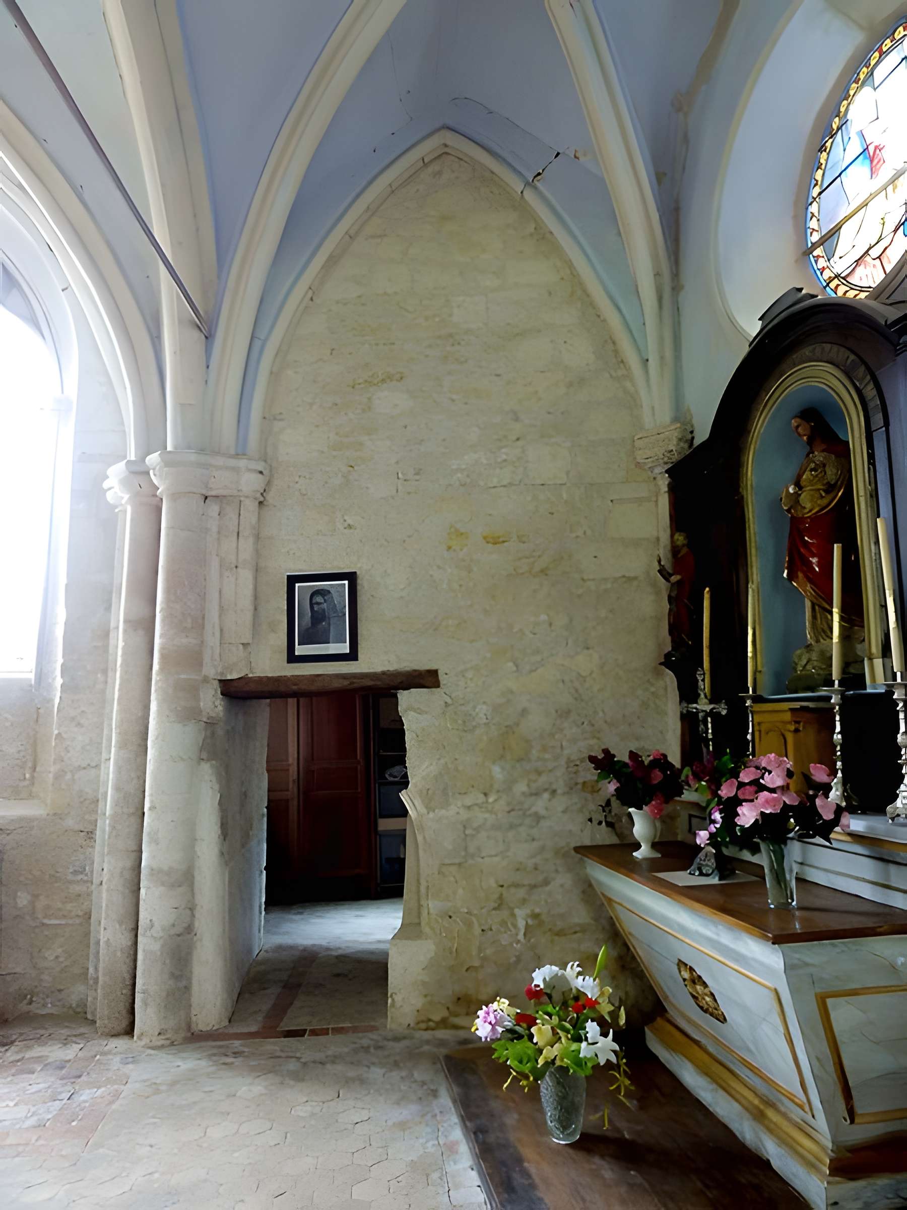 Église Saint-Léger de Delincourt