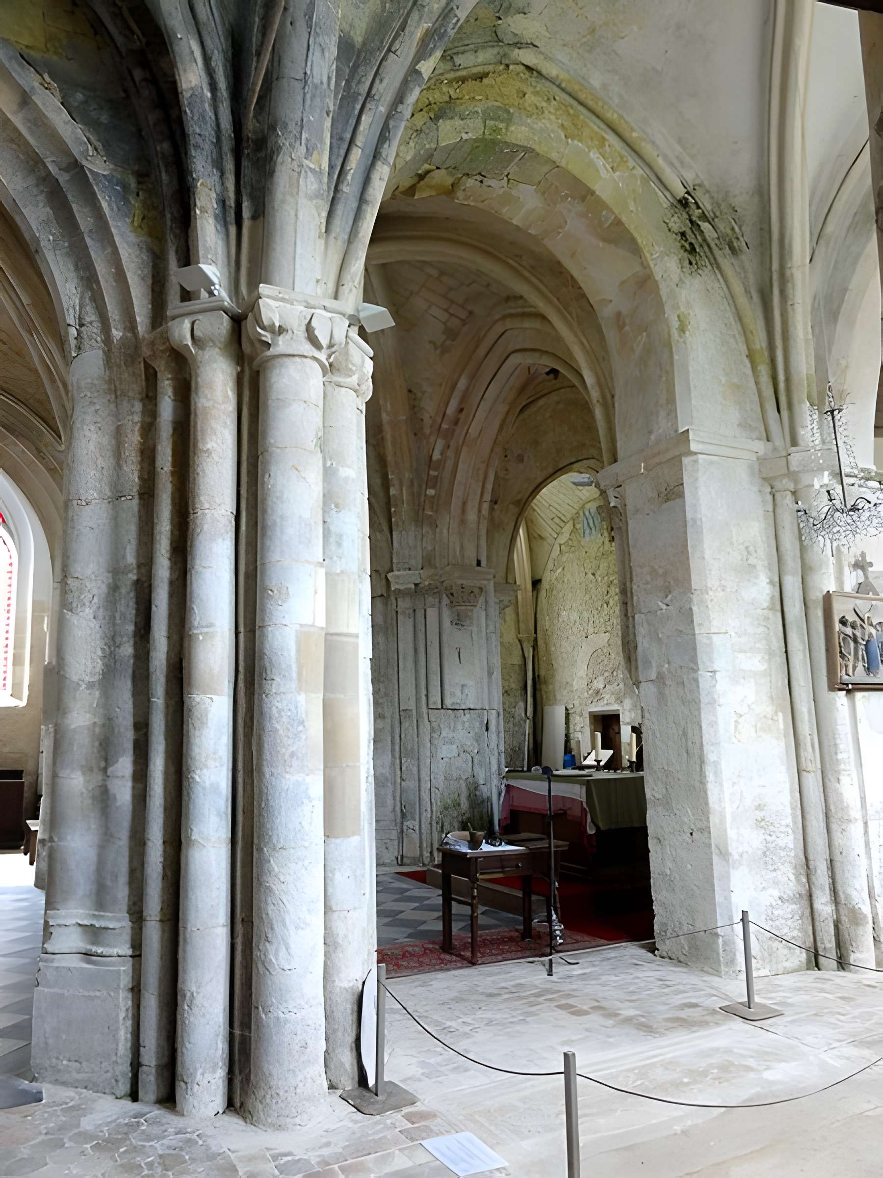 Église Saint-Léger de Delincourt