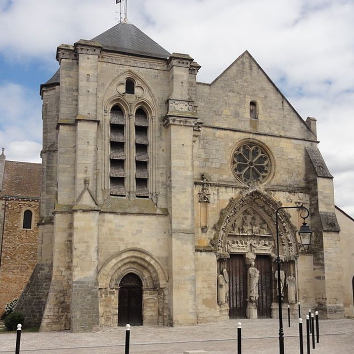 Photo de Basilique Notre-Dame-de-Bonne-Garde de Longpont-sur-Orge
