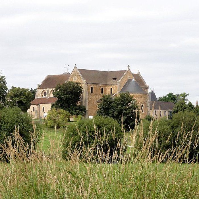 Photo de Basilique Notre-Dame-de-Bonne-Garde de Longpont-sur-Orge