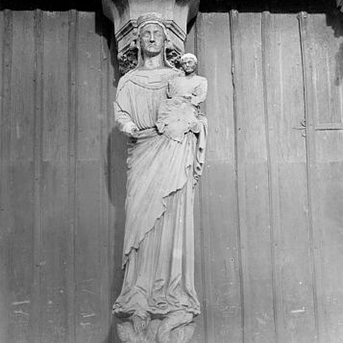 Photo de Basilique Notre-Dame-de-Bonne-Garde de Longpont-sur-Orge