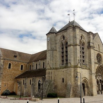 Basilique Notre-Dame-de-Bonne-Garde de Longpont-sur-Orge