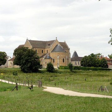 Basilique Notre-Dame-de-Bonne-Garde de Longpont-sur-Orge