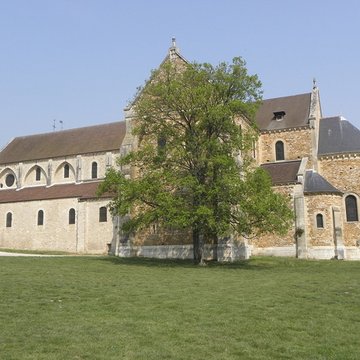Basilique Notre-Dame-de-Bonne-Garde de Longpont-sur-Orge