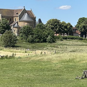 Basilique Notre-Dame-de-Bonne-Garde de Longpont-sur-Orge
