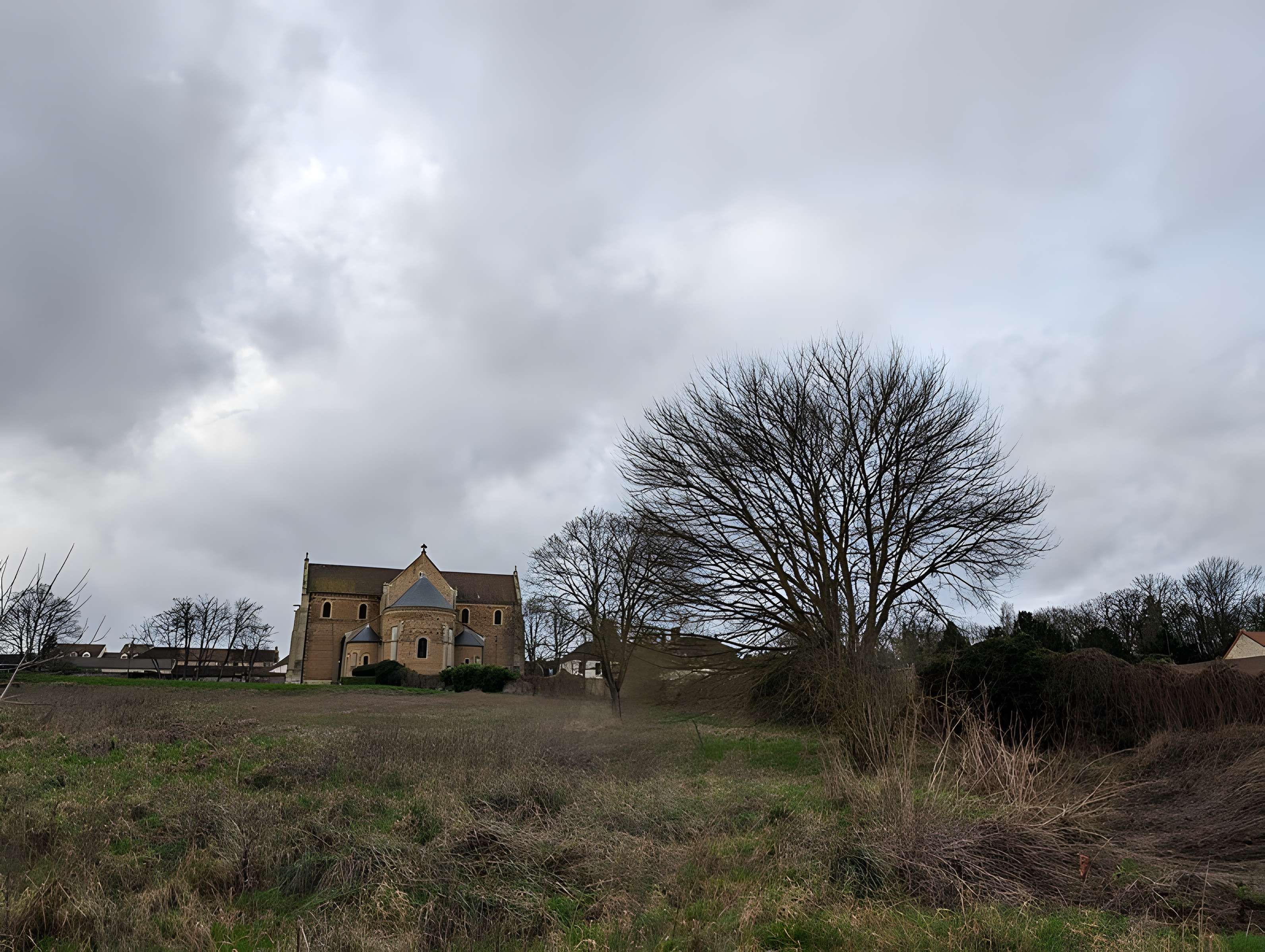 Basilique Notre-Dame-de-Bonne-Garde de Longpont-sur-Orge