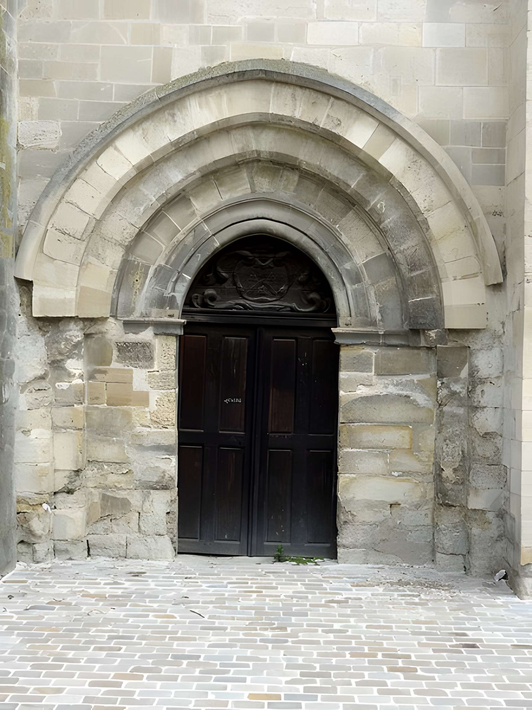 Basilique Notre-Dame-de-Bonne-Garde de Longpont-sur-Orge