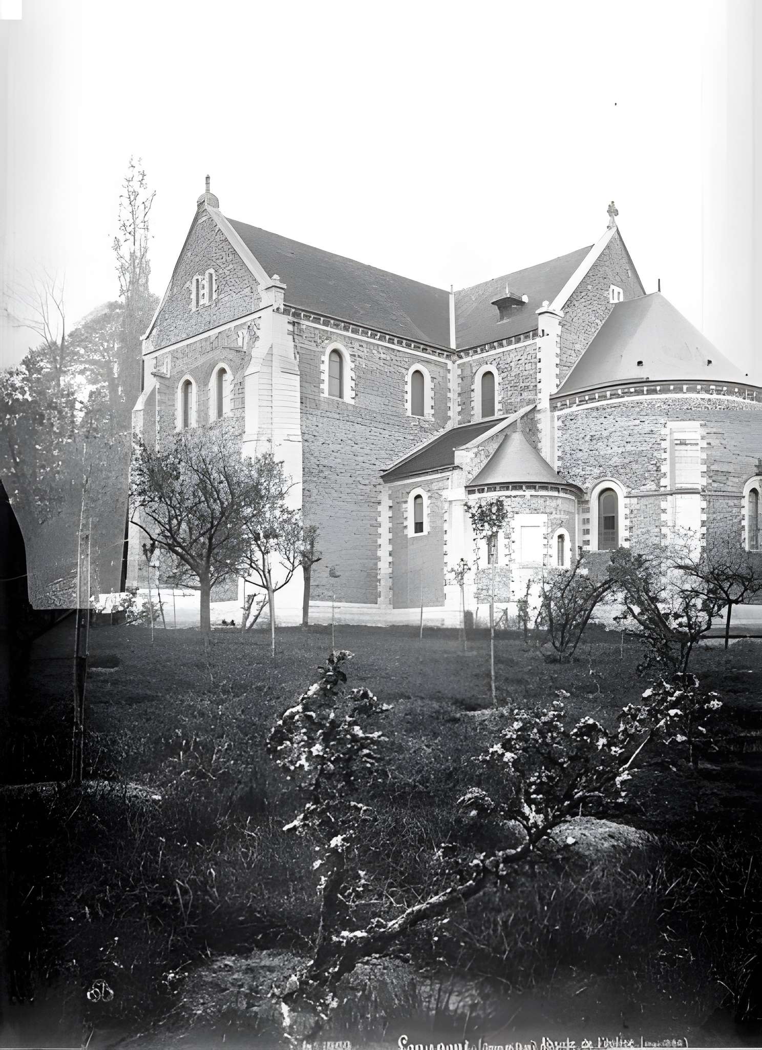 Basilique Notre-Dame-de-Bonne-Garde de Longpont-sur-Orge