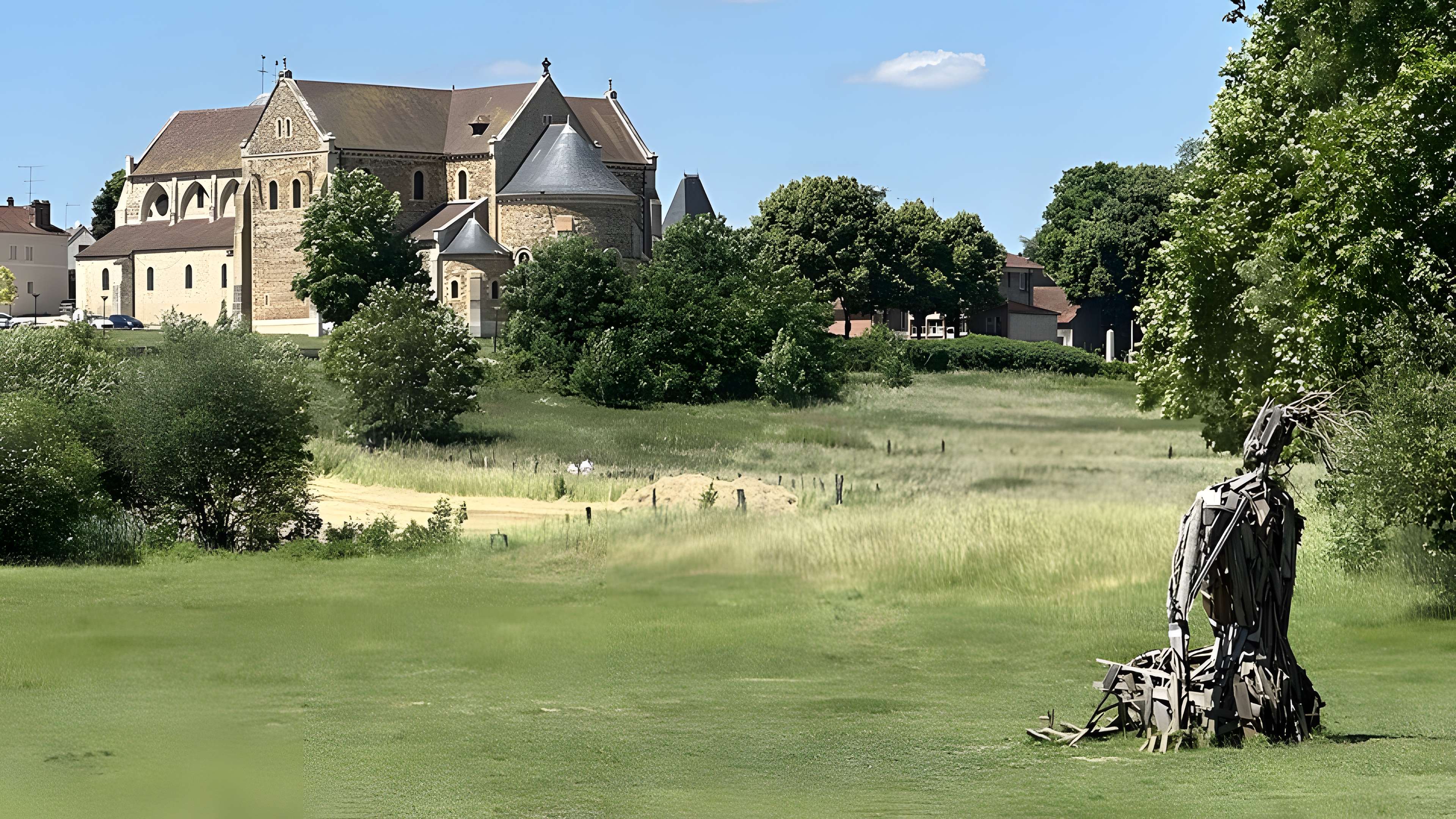 Basilique Notre-Dame-de-Bonne-Garde de Longpont-sur-Orge