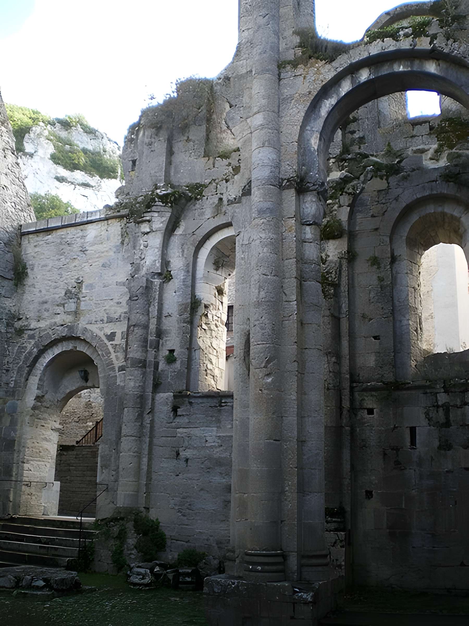 Abbaye Saint-Pierre de Marcilhac-sur-Célé
