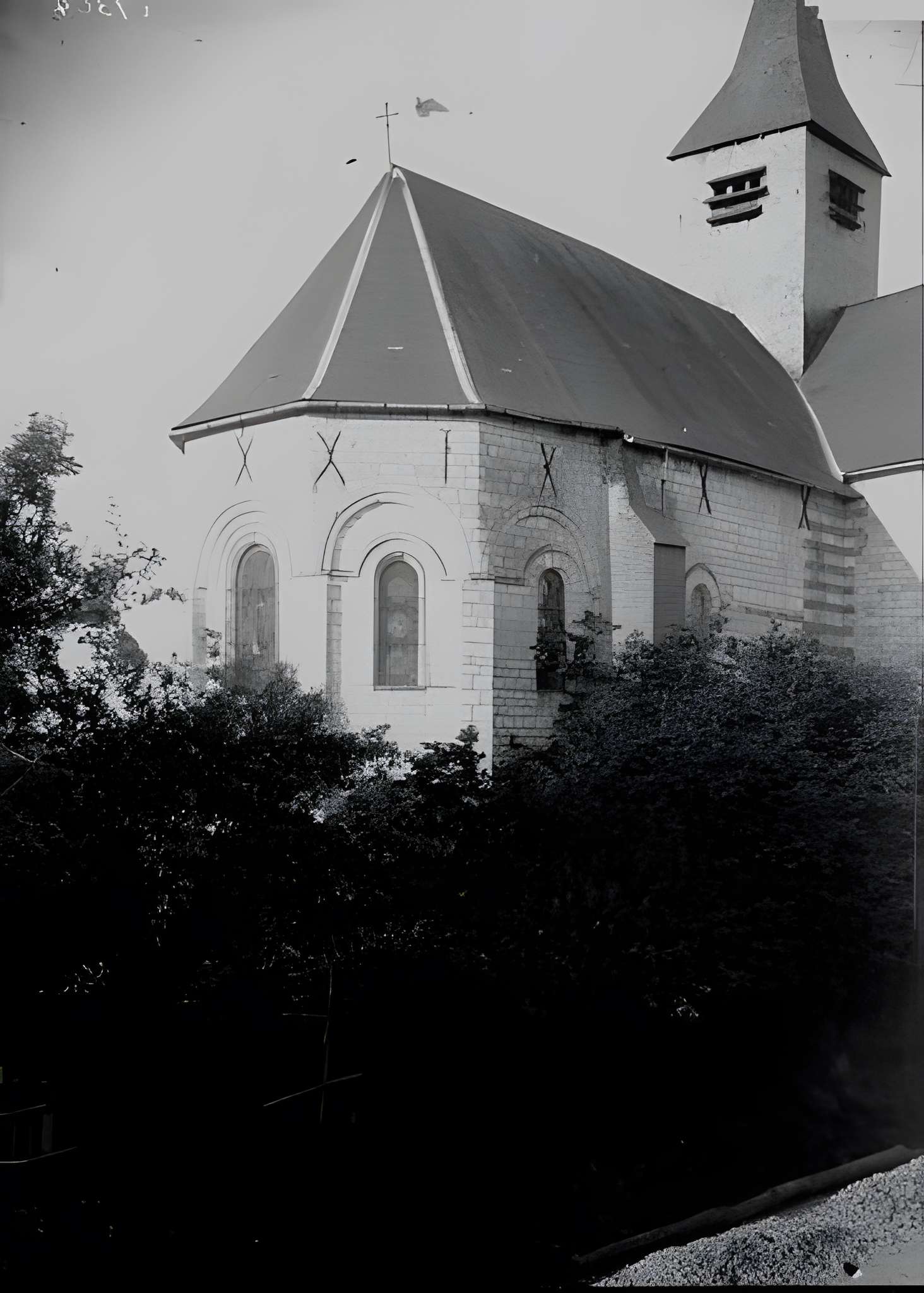 Église Saint-Léger de Lucheux