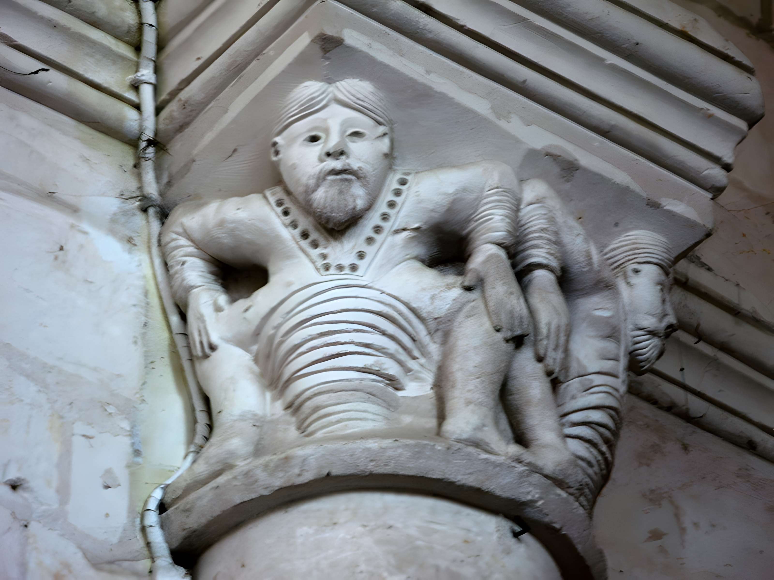 Église Saint-Léger de Lucheux