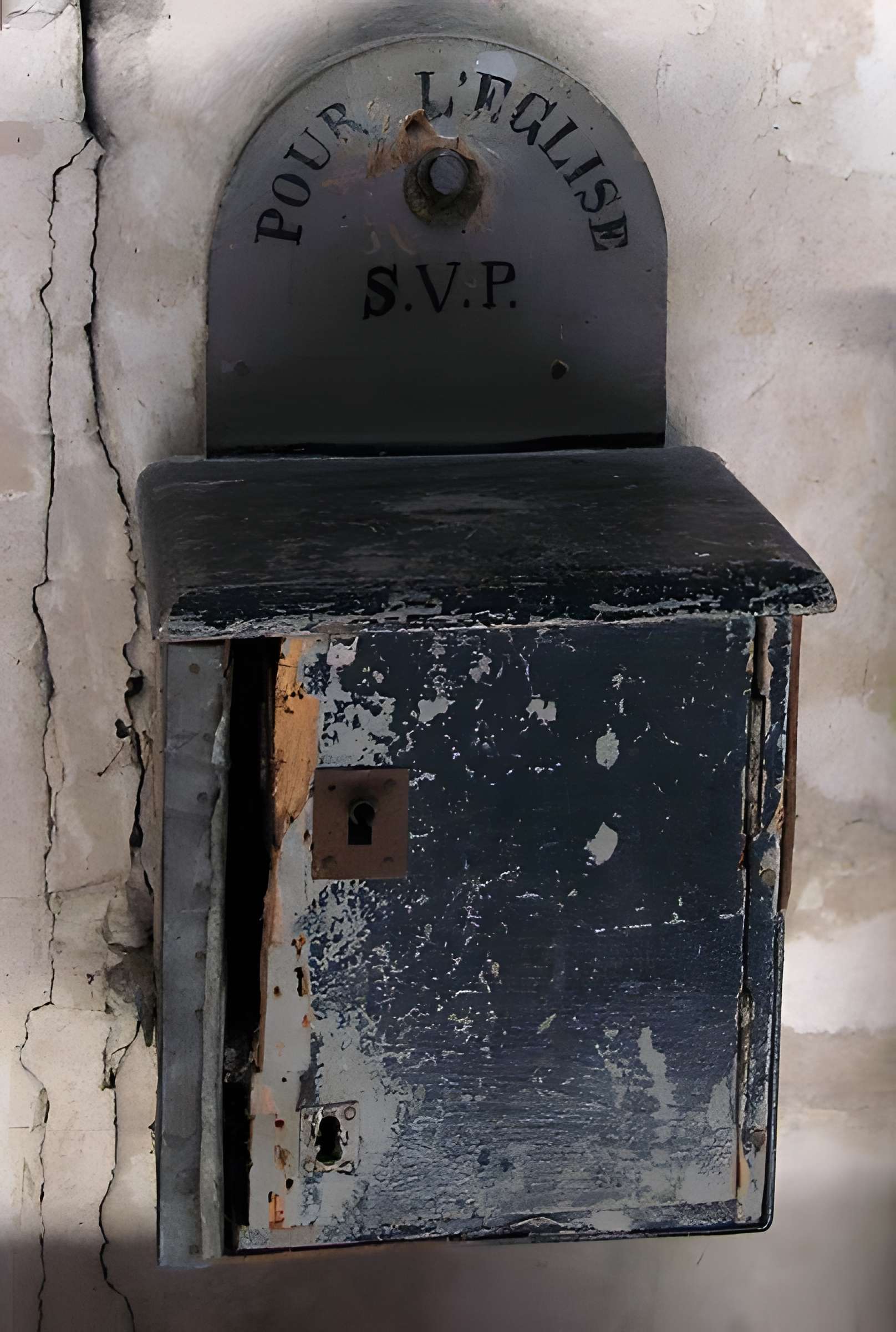 Église Saint-Léger de Lucheux