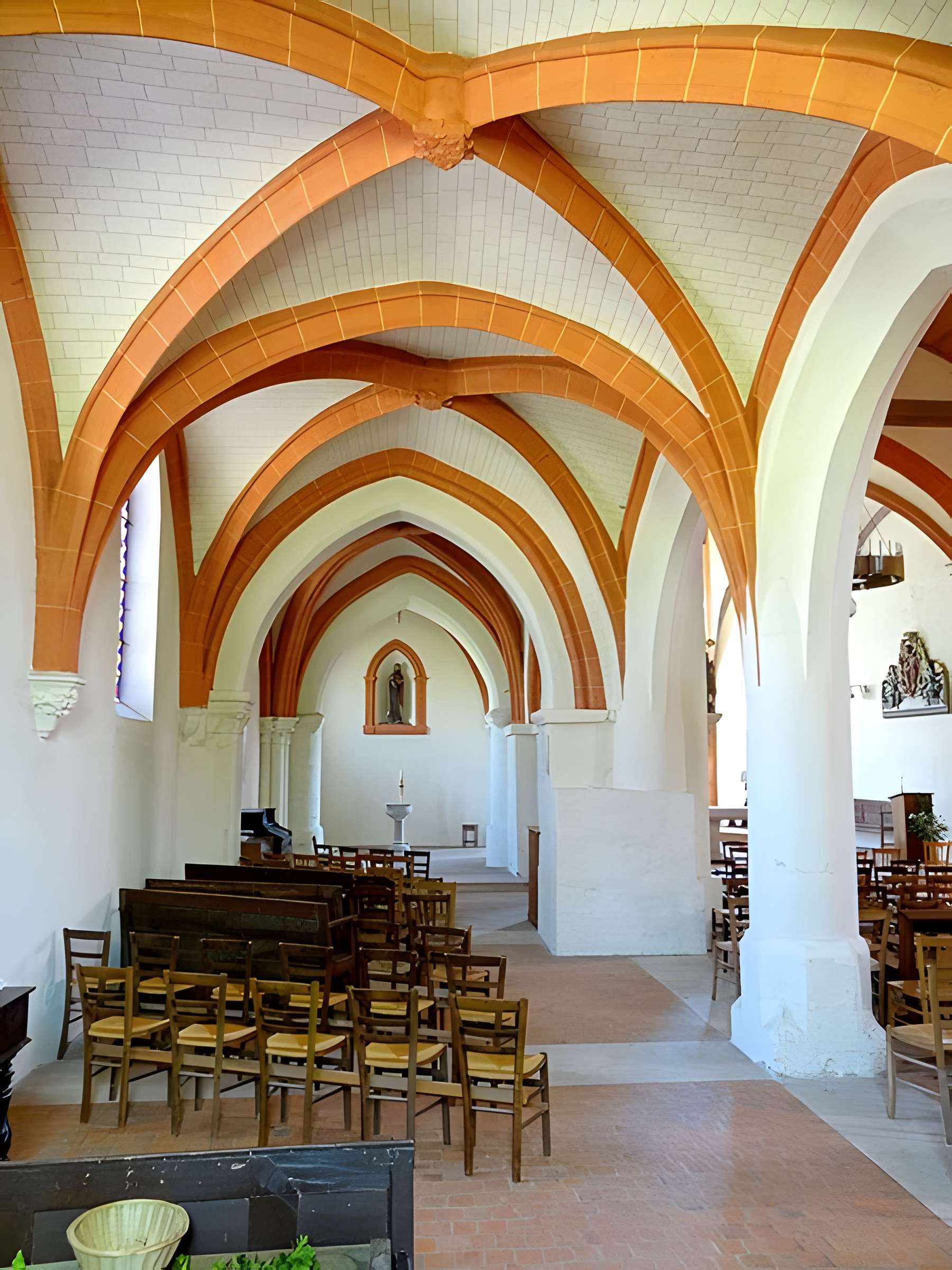 Église Saint-Léger de Morainvilliers