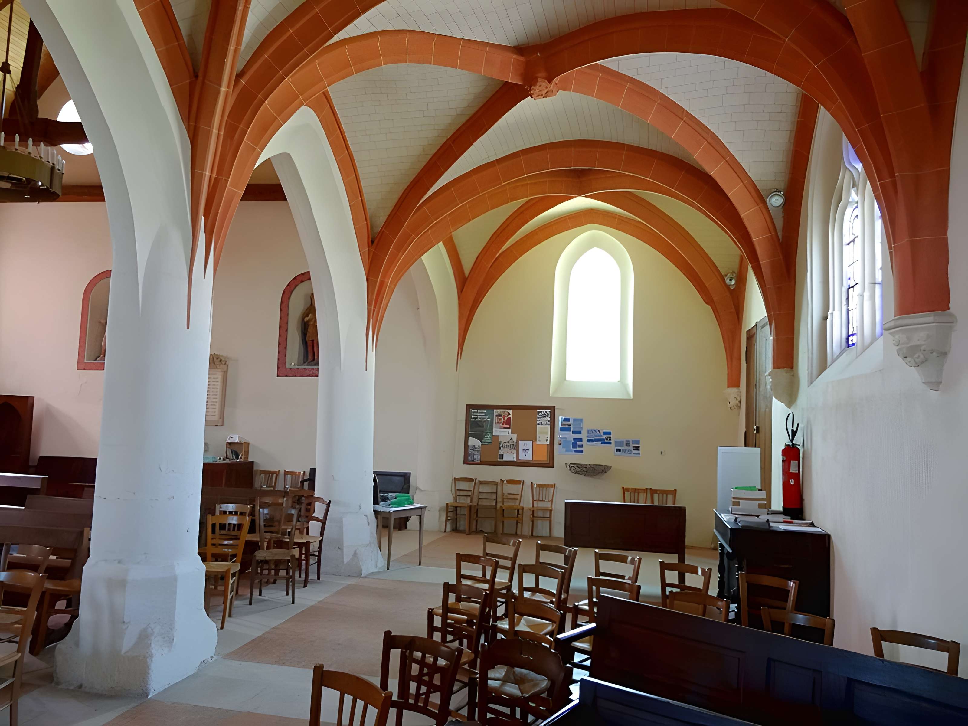 Église Saint-Léger de Morainvilliers