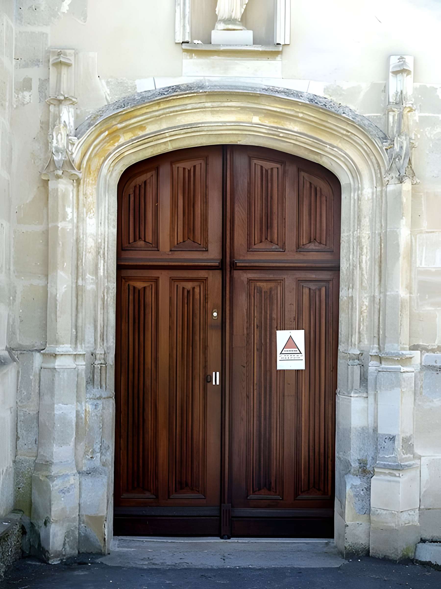 Église Saint-Léger de Morainvilliers