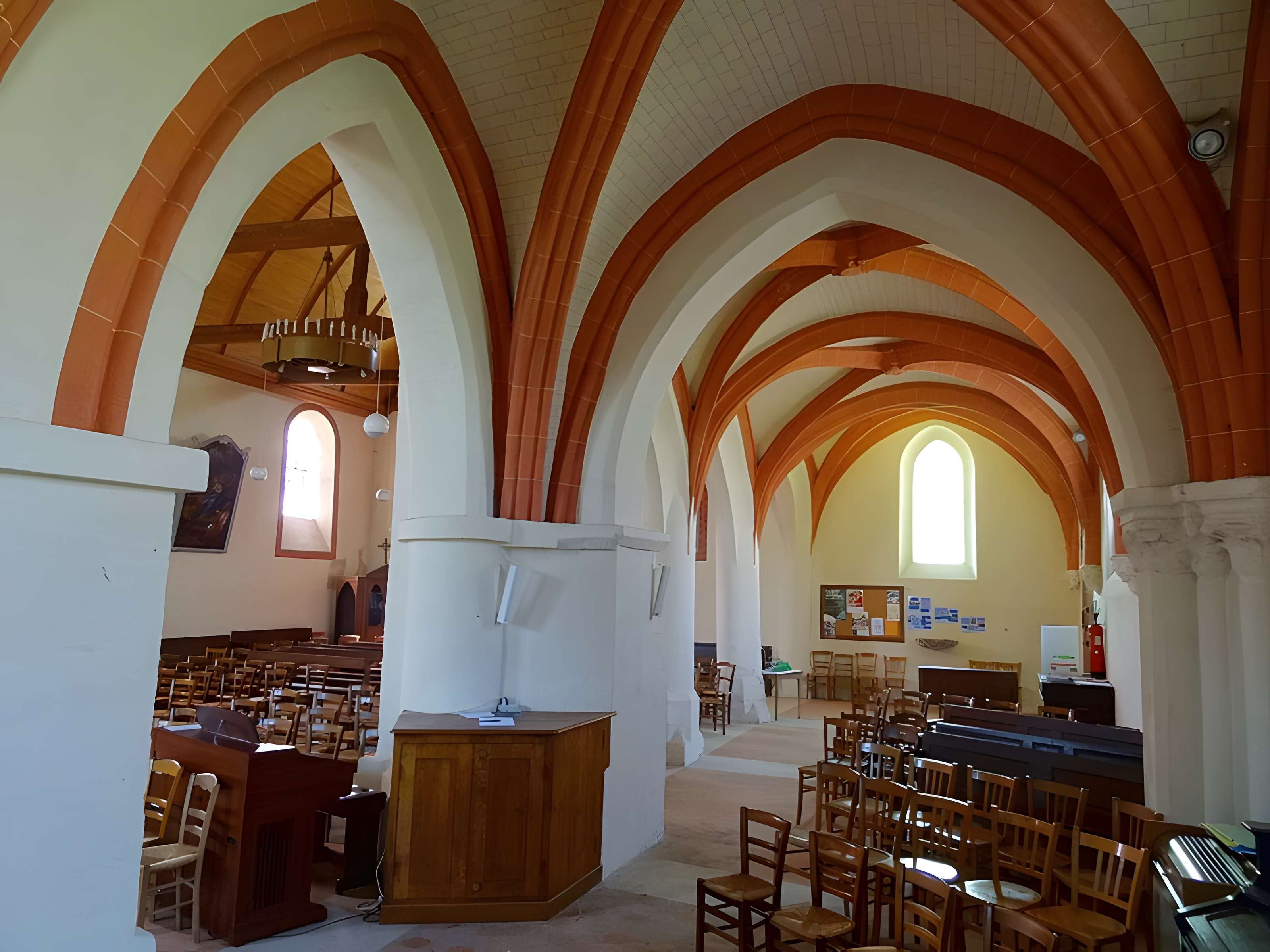 Église Saint-Léger de Morainvilliers