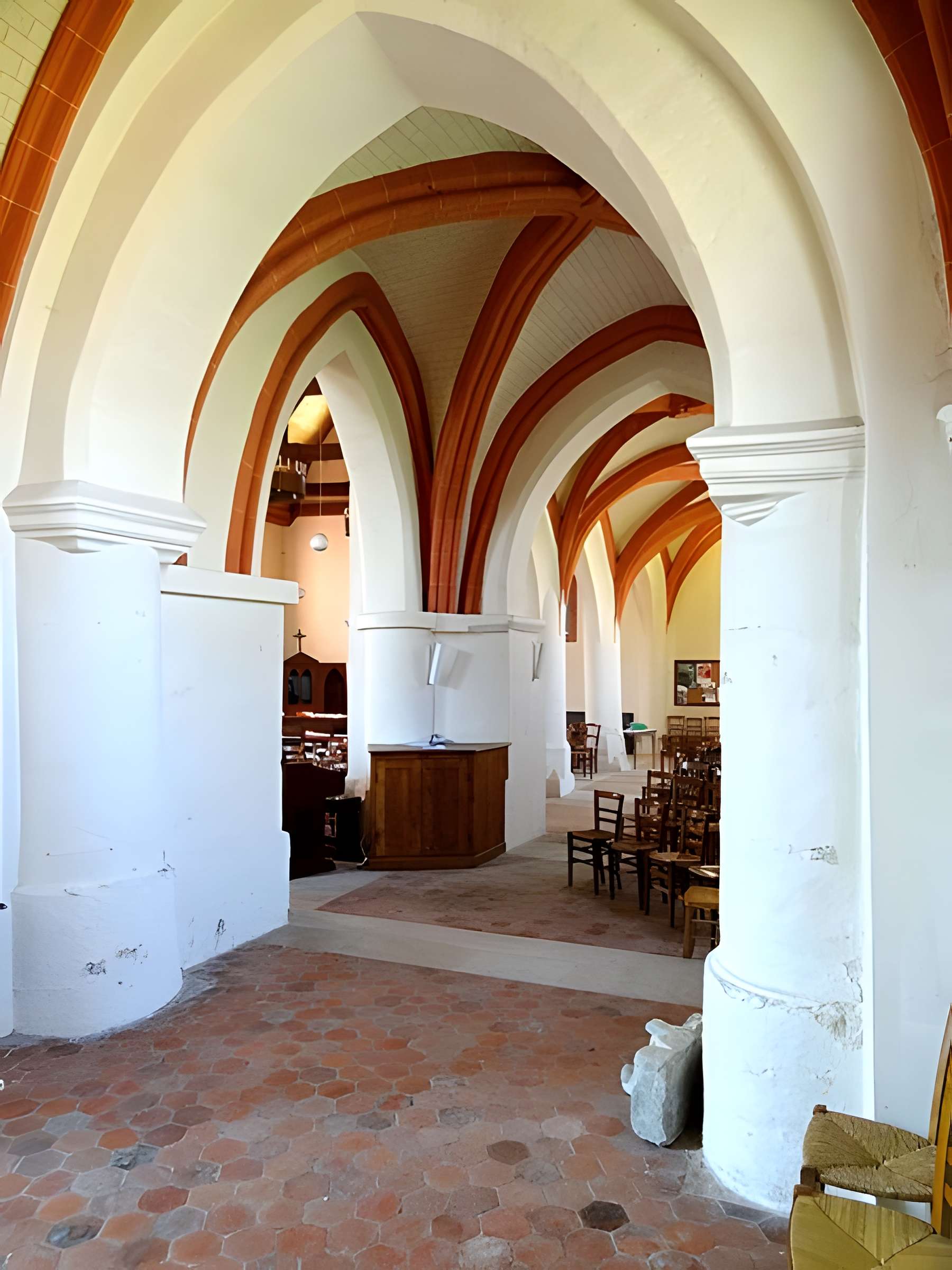 Église Saint-Léger de Morainvilliers