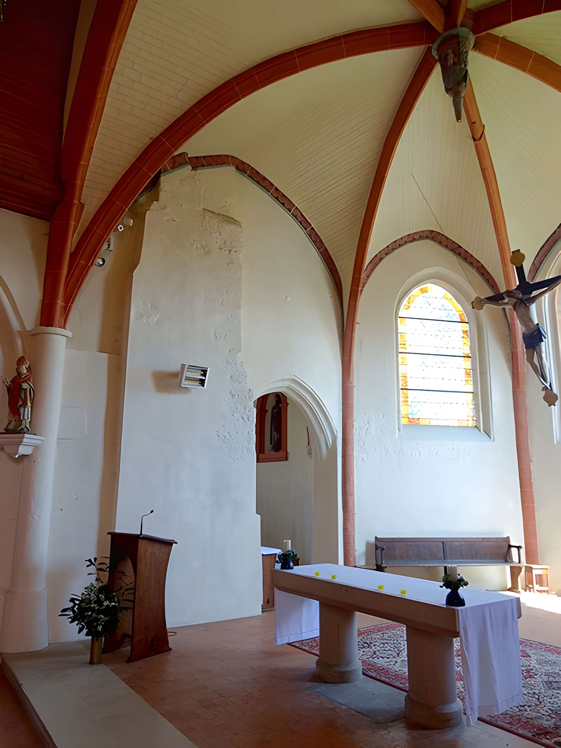 Église Saint-Léger de Morainvilliers