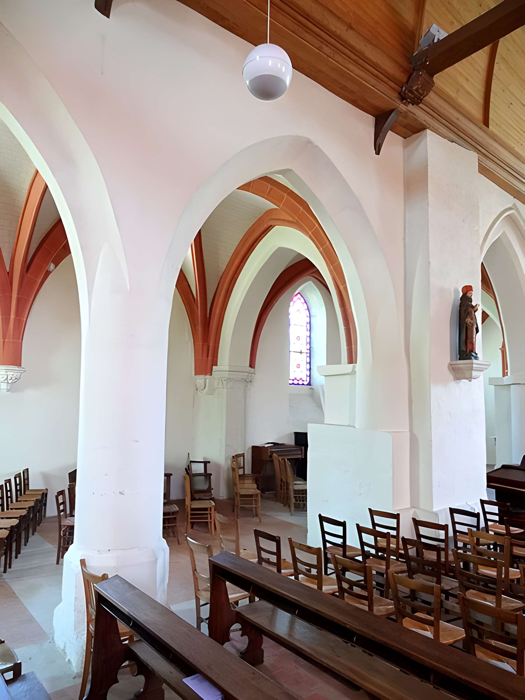 Église Saint-Léger de Morainvilliers