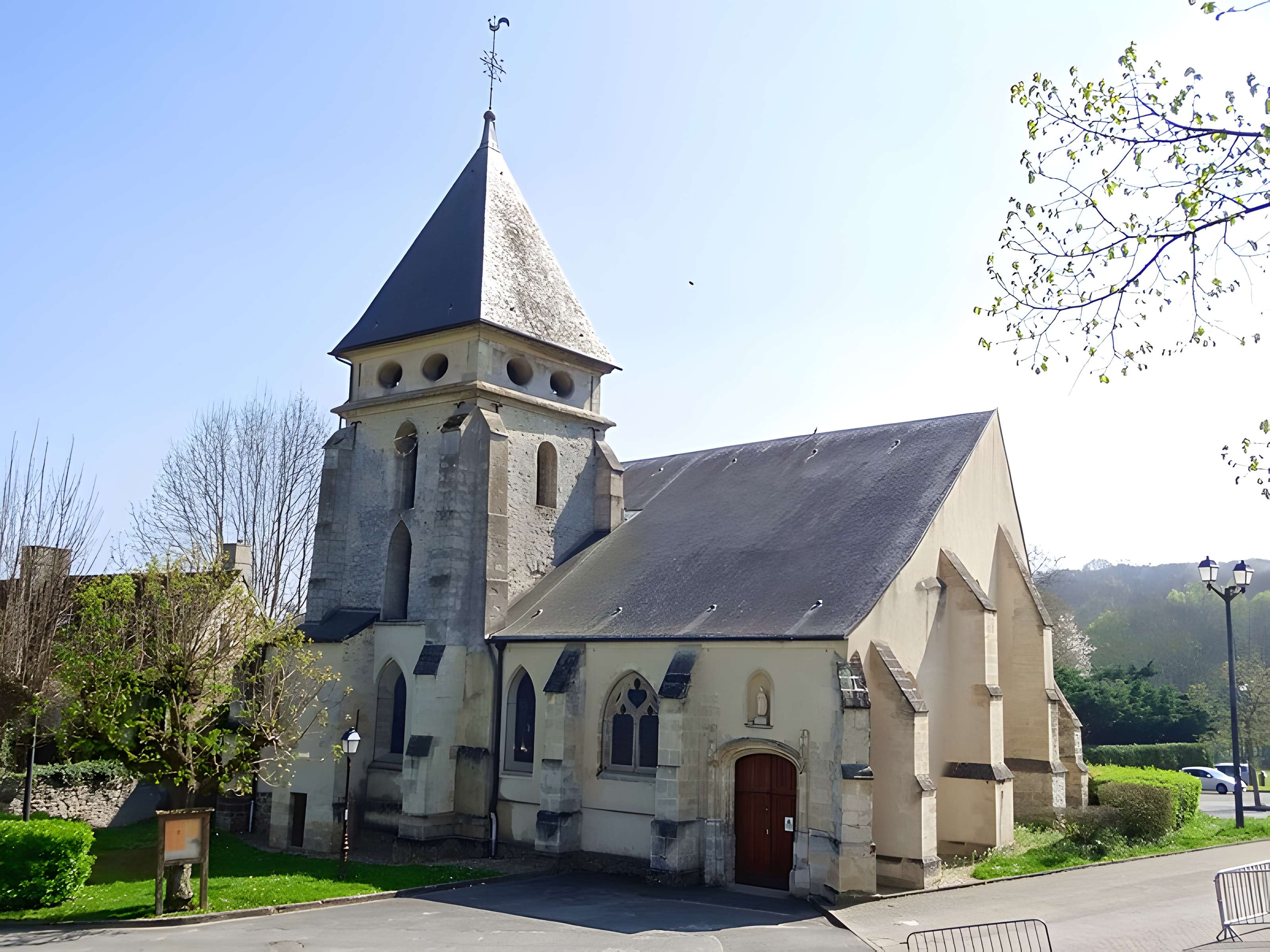 Église Saint-Léger de Morainvilliers