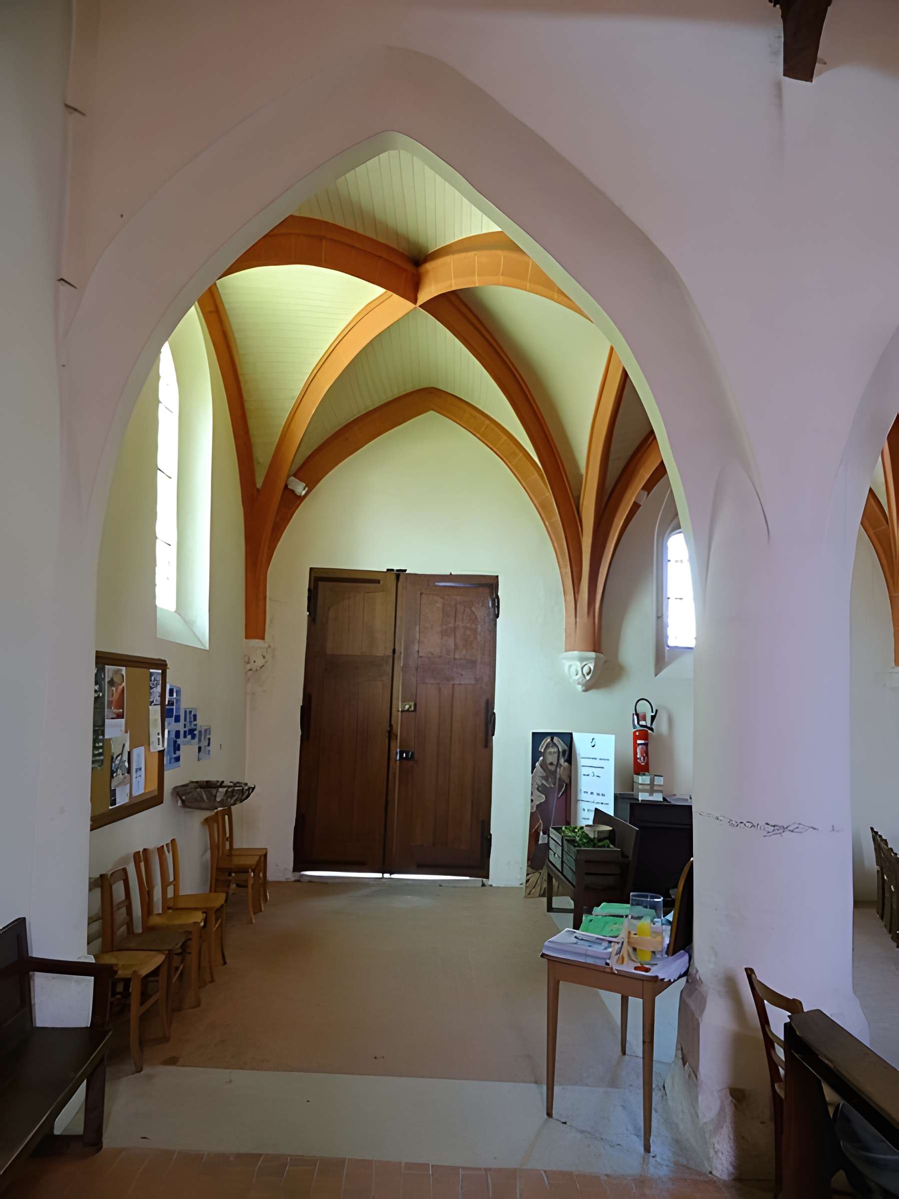 Église Saint-Léger de Morainvilliers