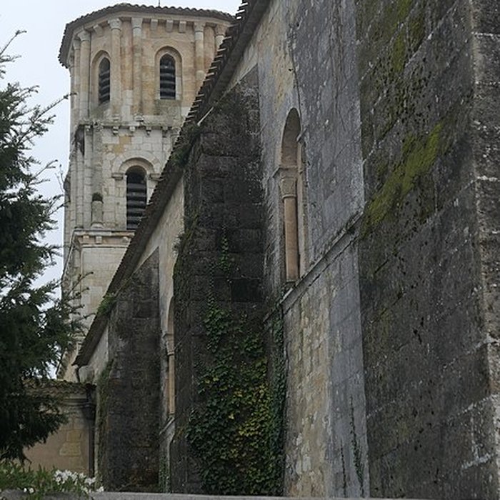 Photo de Abbaye Saint-Pierre de Vertheuil