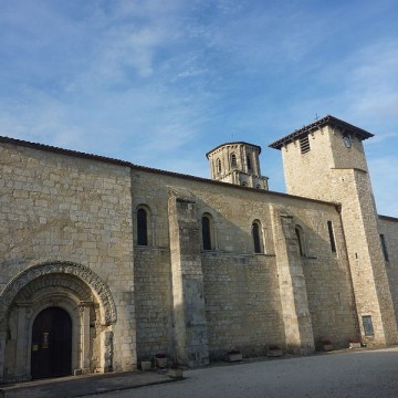 abbaye saint pierre de vertheuil