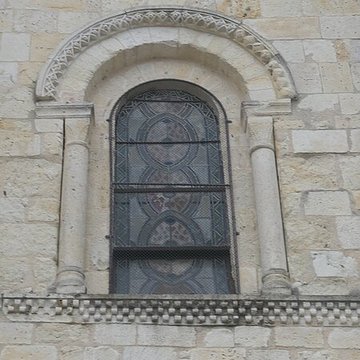 Abbaye Saint-Pierre de Vertheuil