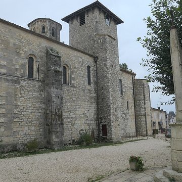 Abbaye Saint-Pierre de Vertheuil