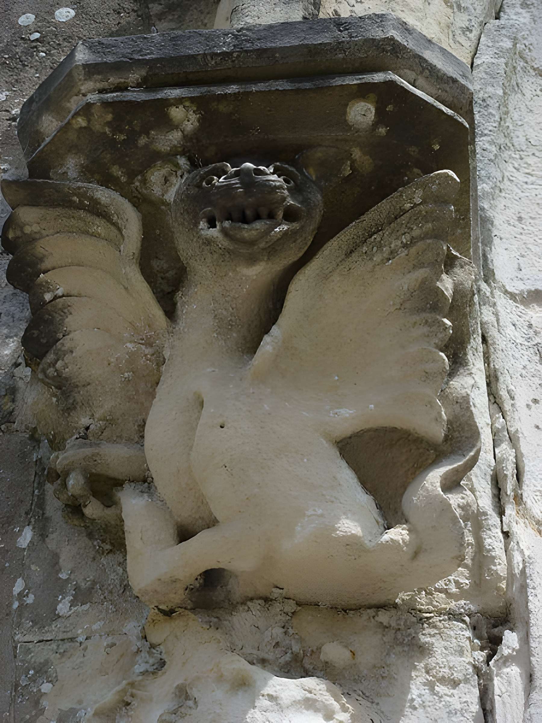 Église Saint-Léger de Saint-Léger-de-Rôtes