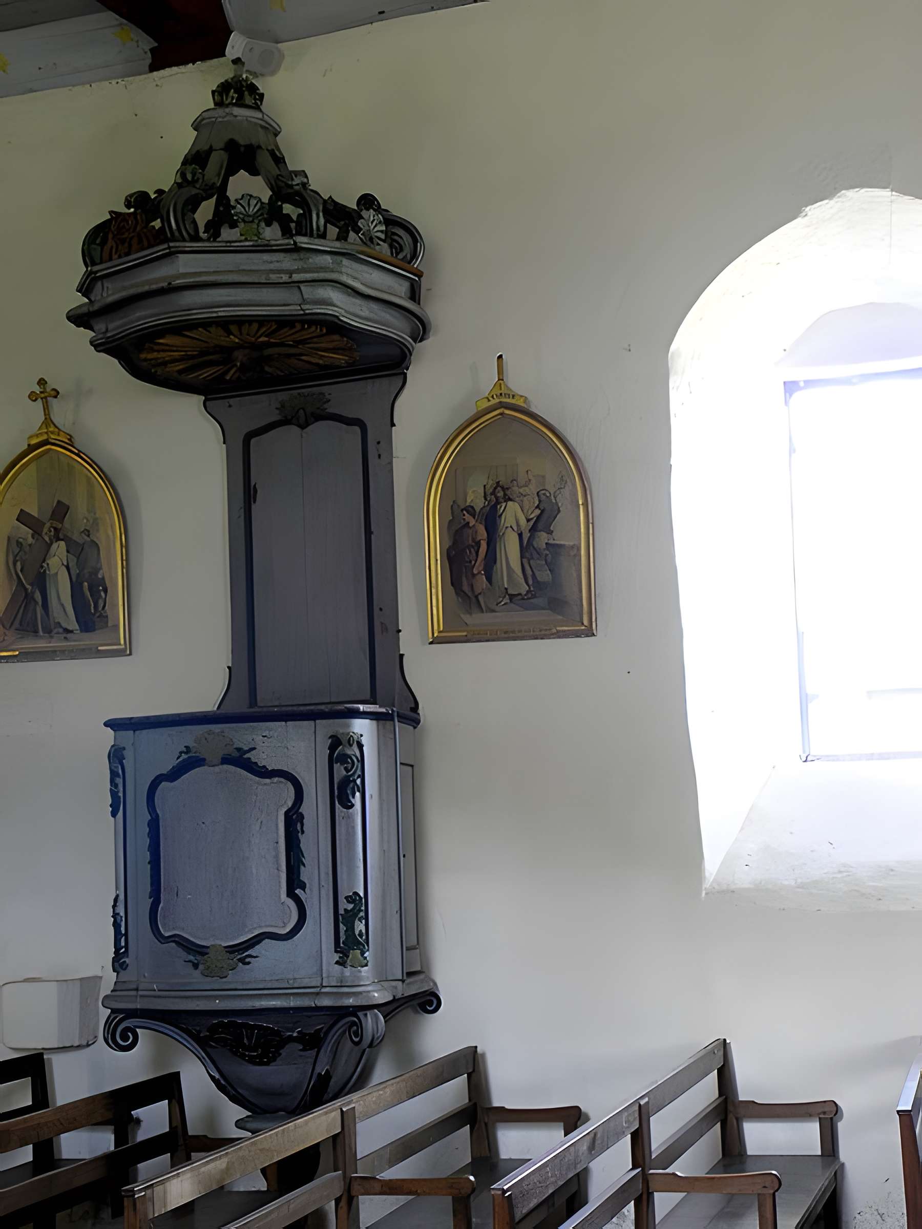 Église Saint-Léger de Saint-Léger-des-Prés