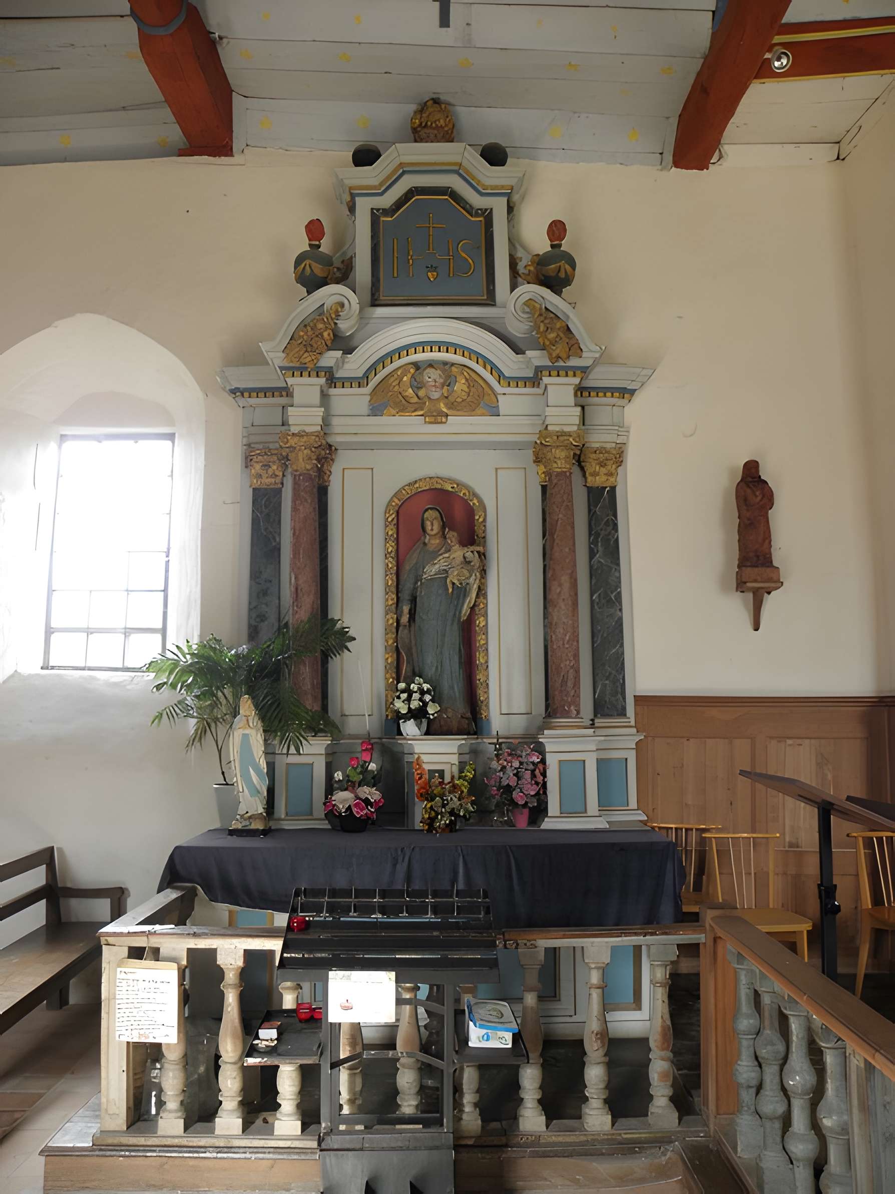 Église Saint-Léger de Saint-Léger-des-Prés