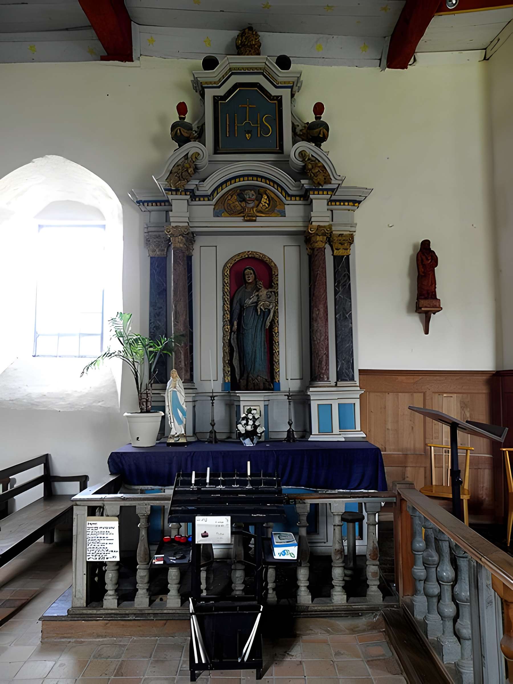 Église Saint-Léger de Saint-Léger-des-Prés