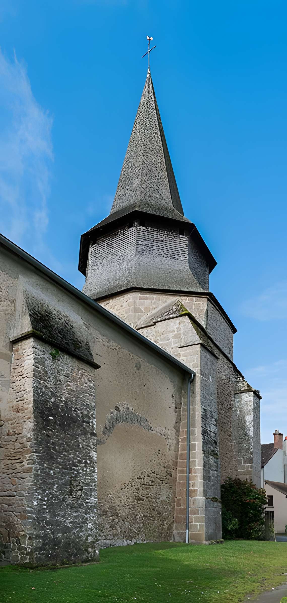 Église Saint-Léger de Saint-Léger-Magnazeix